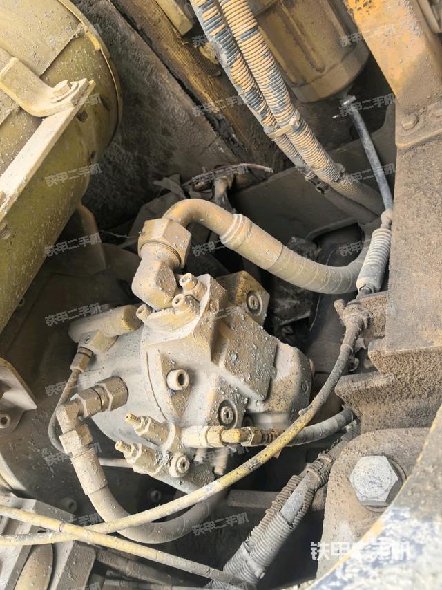 液壓泵室(大件艙室) 液壓泵室(大件艙室)