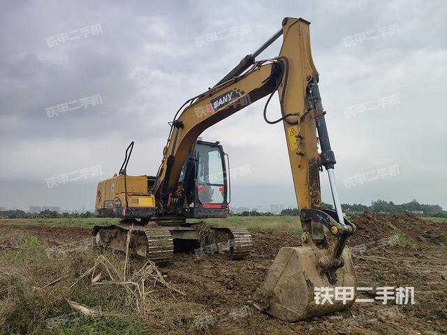 右前45(整機(jī)外觀) 右前45(整機(jī)外觀)