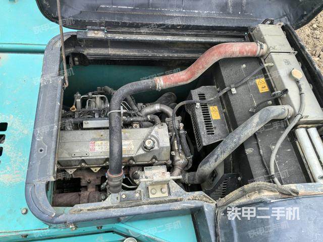 發(fā)動機(jī)室(上車部件) 發(fā)動機(jī)室(上車部件)