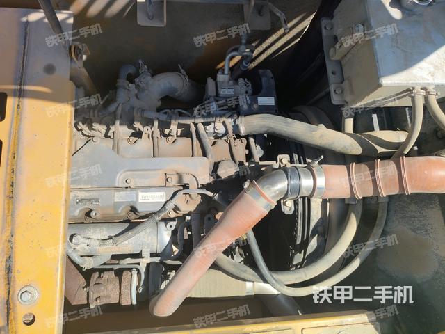 發(fā)動(dòng)機(jī)室(上車部件) 發(fā)動(dòng)機(jī)室(上車部件)