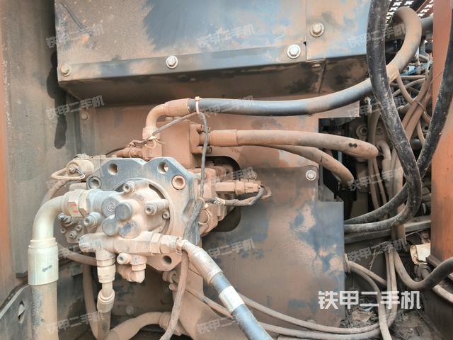 液壓泵室（大件艙室）