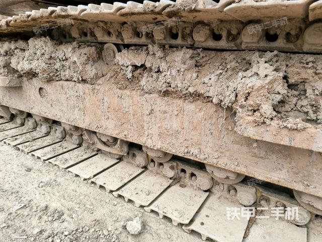 右側(cè)行走馬達蓋板（行走機構(gòu)）