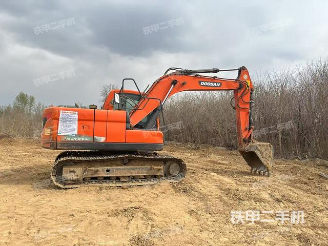 整機(jī)右后45°（整機(jī)外觀）