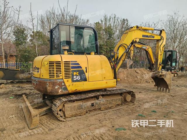 整機右后45°（整機外觀）