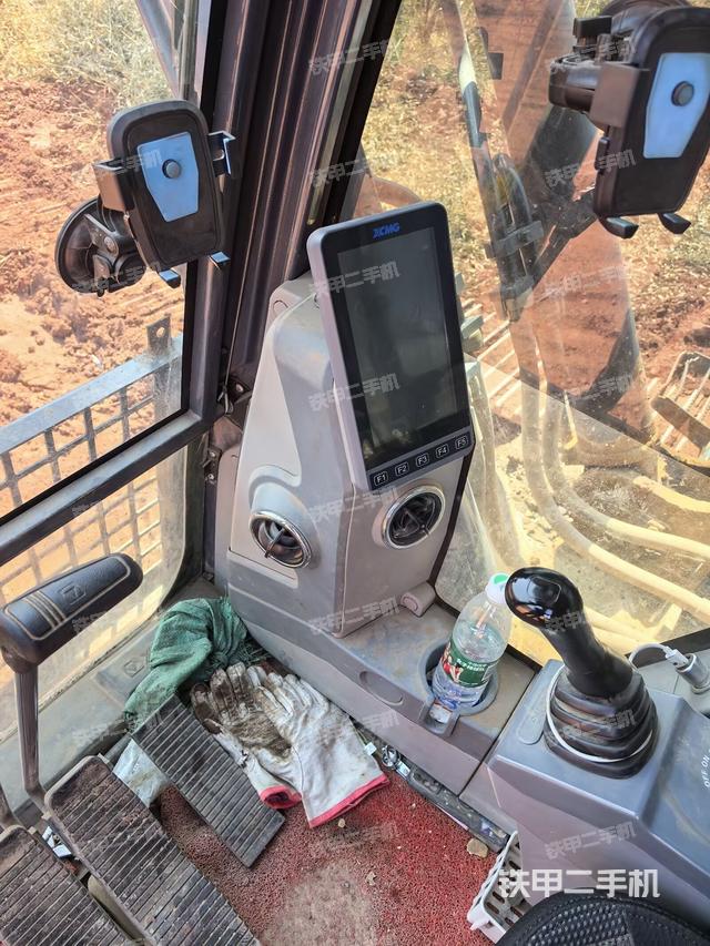 顯示屏?（駕駛室部分）