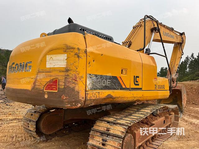 整機(jī)右后45°(整機(jī)外觀) 整機(jī)右后45°(整機(jī)外觀)