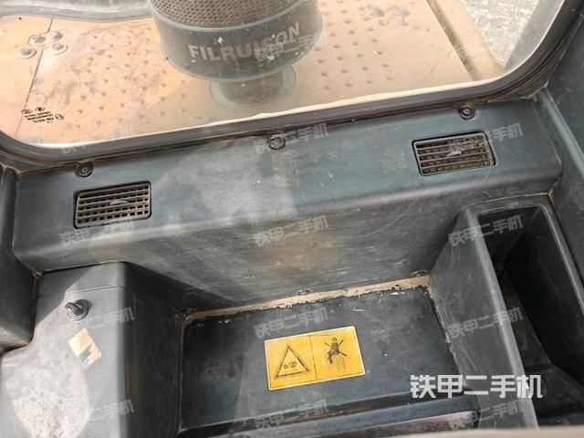 座椅后部（駕駛室部分）