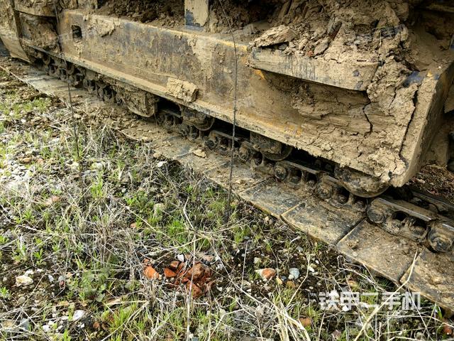 右側(cè)履帶整體（行走機構(gòu)）