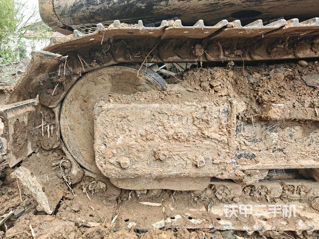 右側履帶整體?（行走機構）