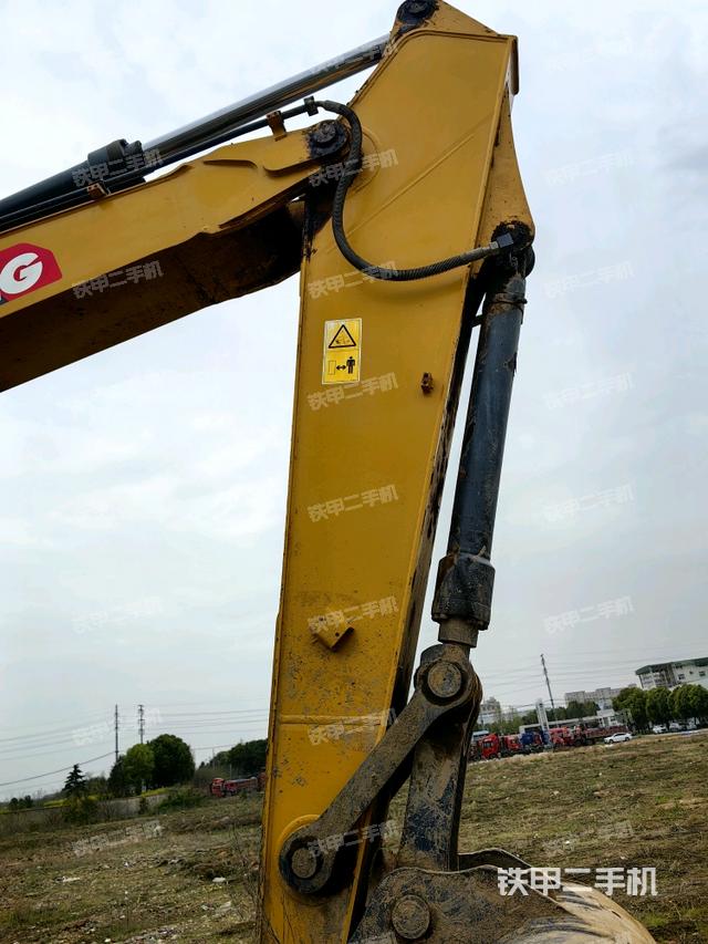 小臂整體左后（工作和回轉(zhuǎn)裝置）