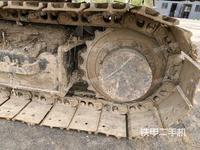 單側(cè)履帶整體（整機(jī)外觀）