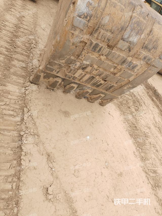 大臂整體?右側(cè)（工作和回轉(zhuǎn)裝置）