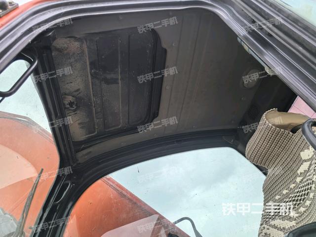 頂棚整體(駕駛室部分) 頂棚整體(駕駛室部分)