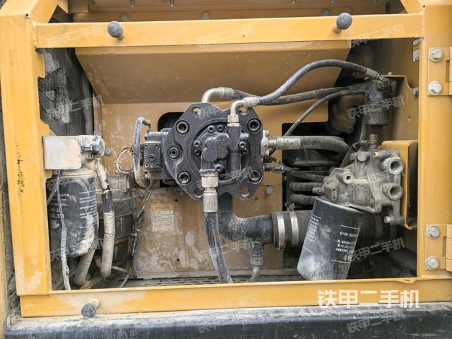 液壓泵室(大件艙室) 液壓泵室(大件艙室)