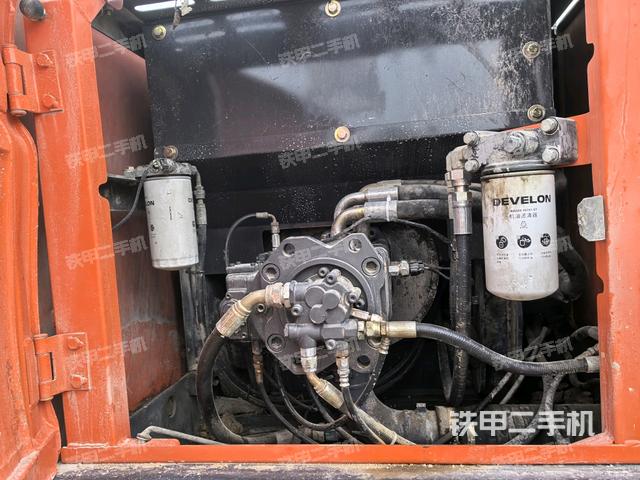 液壓泵室(大件艙室) 液壓泵室(大件艙室)