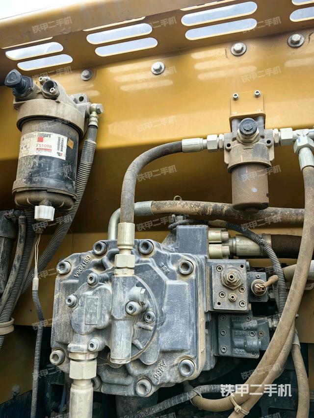 液壓泵室（大件艙室）