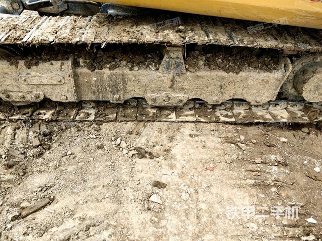 左側(cè)履帶整體?（行走機(jī)構(gòu)）