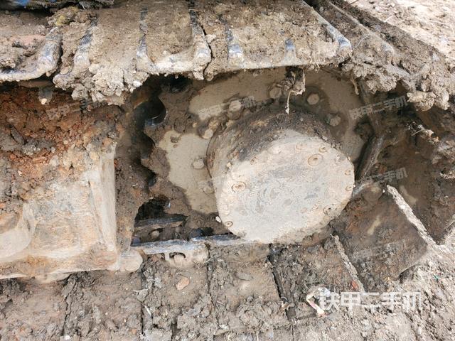 左驅(qū)動(dòng)輪（行走機(jī)構(gòu)）