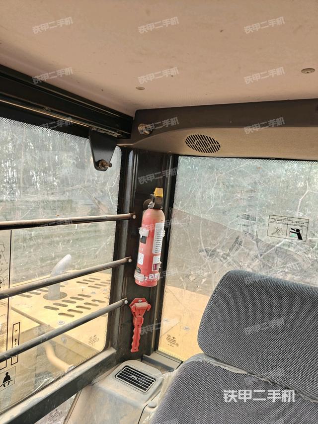 頂棚整體（駕駛室部分）