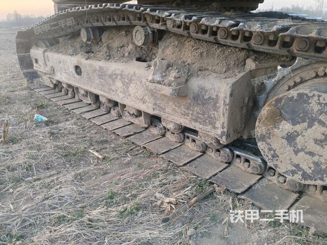 左侧履带整体 （行走机构）