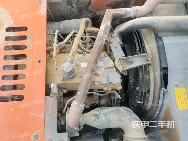 發(fā)動(dòng)機(jī)室(上車部件) 發(fā)動(dòng)機(jī)室(上車部件)