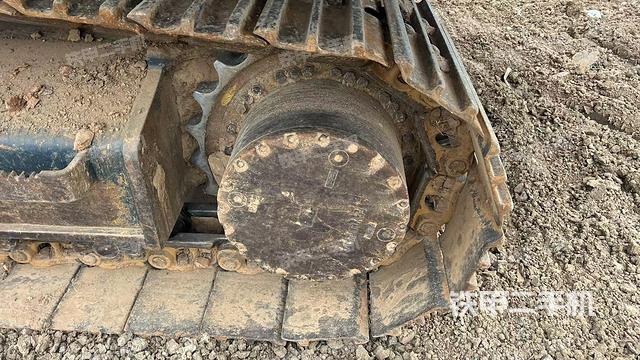 左驅(qū)動輪（行走機構）