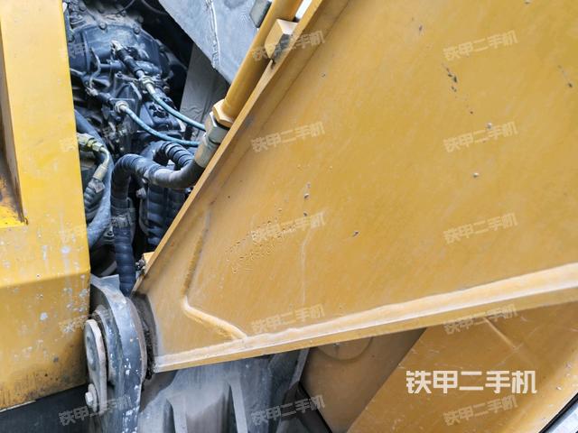 大臂根部?斜(工作和回轉(zhuǎn)裝置) 大臂根部?斜(工作和回轉(zhuǎn)裝置)
