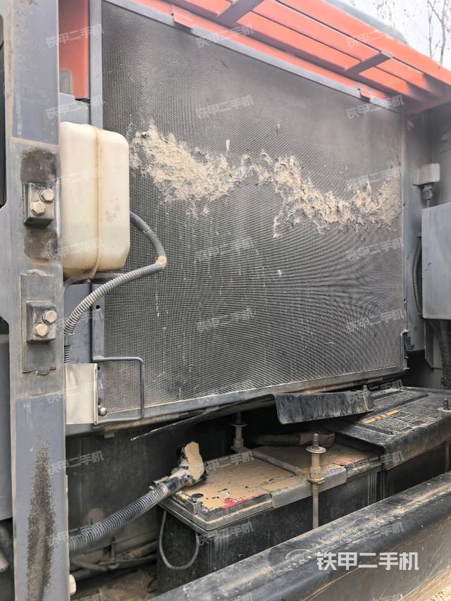 散熱器正面（大件艙室）