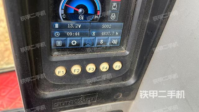 小時(shí)表(駕駛室部分) 小時(shí)表(駕駛室部分)