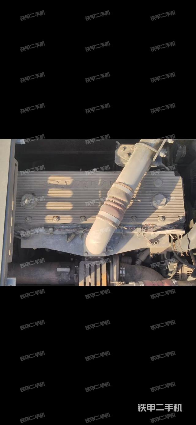 發(fā)動(dòng)機(jī)整體俯視（整機(jī)外觀）