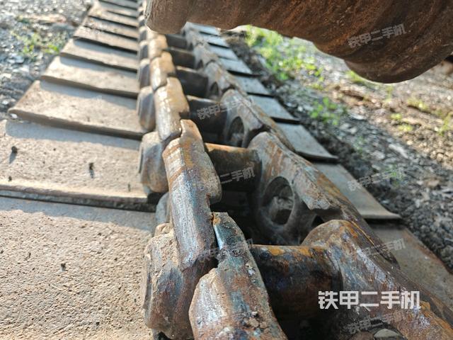 右側行走馬達蓋板(行走機構) 右側行走馬達蓋板(行走機構)