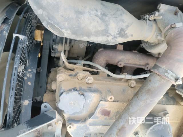 增壓器特寫(xiě)(上車部件) 增壓器特寫(xiě)(上車部件)