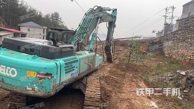 整機(jī)右后45°(整機(jī)外觀) 整機(jī)右后45°(整機(jī)外觀)