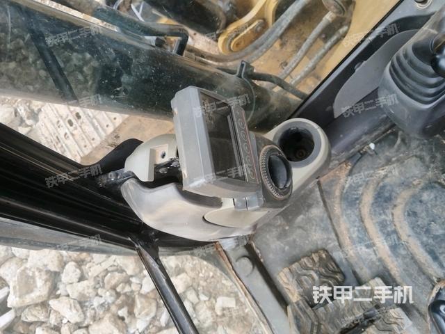 顯示屏?(駕駛室部分) 顯示屏?(駕駛室部分)