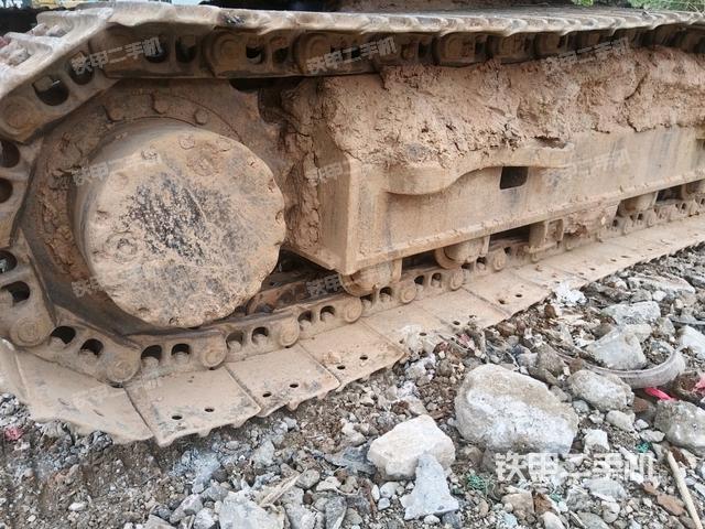 右驅(qū)動(dòng)輪(行走機(jī)構(gòu)) 右驅(qū)動(dòng)輪(行走機(jī)構(gòu))