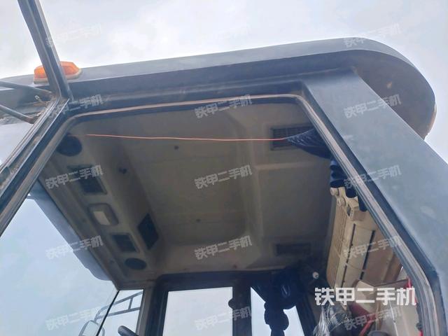 駕駛室外頂全景（壓路機駕駛室）