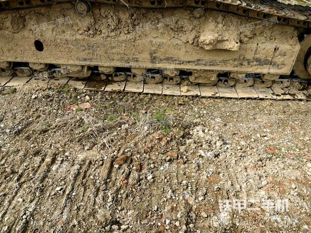 左側(cè)履帶整體?（行走機構(gòu)）