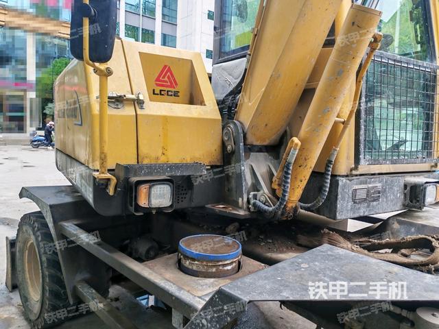 右前45(整機(jī)外觀) 右前45(整機(jī)外觀)