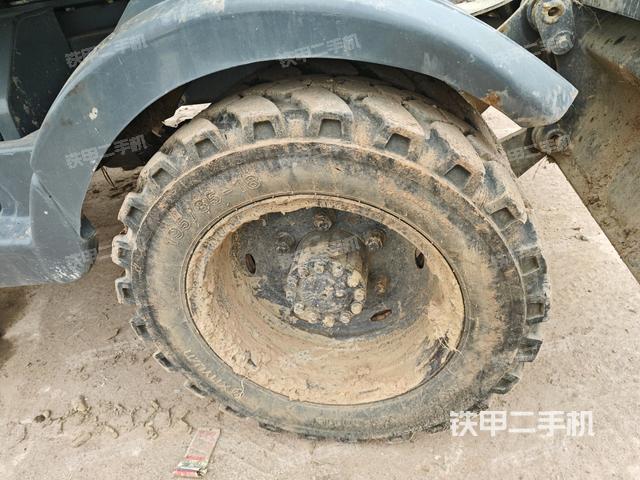 右導向輪(行走機構(gòu)) 右導向輪(行走機構(gòu))