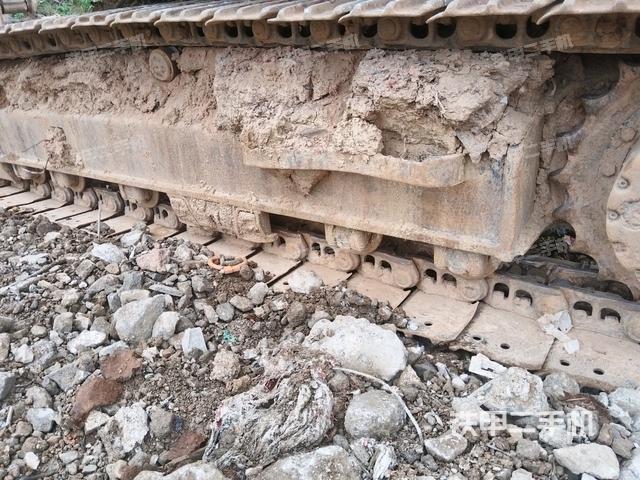 左側(cè)行走馬達(dá)蓋板(行走機(jī)構(gòu)) 左側(cè)行走馬達(dá)蓋板(行走機(jī)構(gòu))