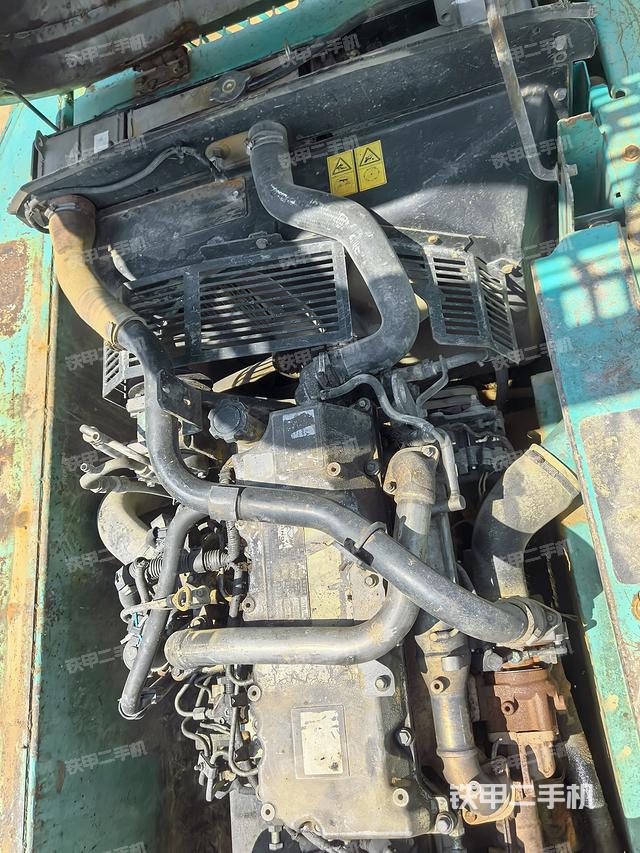 发动机整体俯视（整机外观）