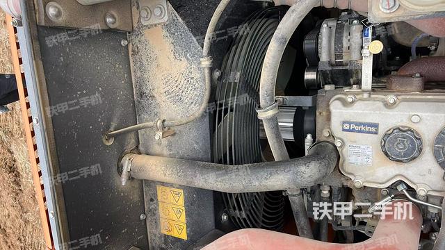 水箱+風(fēng)扇特寫(上車部件) 水箱+風(fēng)扇特寫(上車部件)