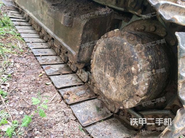 左驅(qū)動(dòng)輪（行走機(jī)構(gòu)）