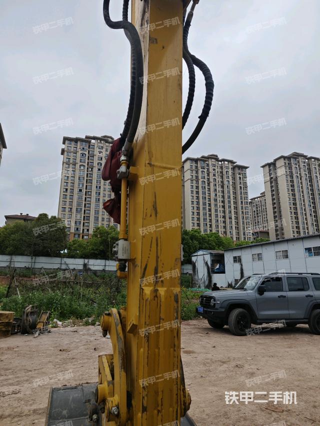 小臂整體左后（工作和回轉(zhuǎn)裝置）