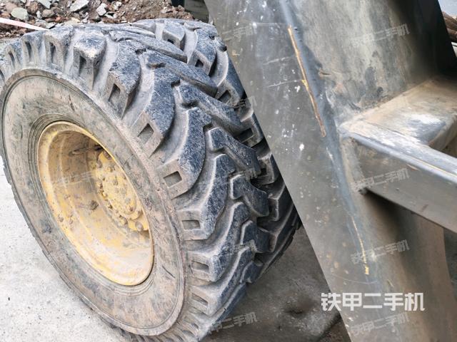 右導(dǎo)向輪(行走機(jī)構(gòu)) 右導(dǎo)向輪(行走機(jī)構(gòu))