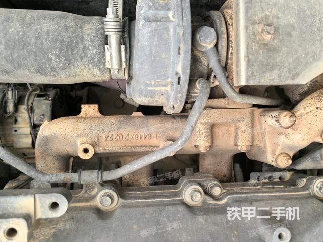氣門室蓋螺絲特寫(上車部件) 氣門室蓋螺絲特寫(上車部件)