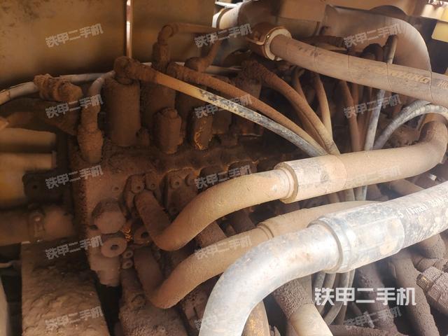 駕駛室頂部俯視（上車部件）