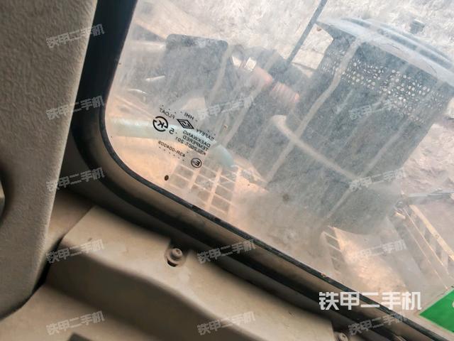 駕駛室正側(cè)（駕駛室部分）