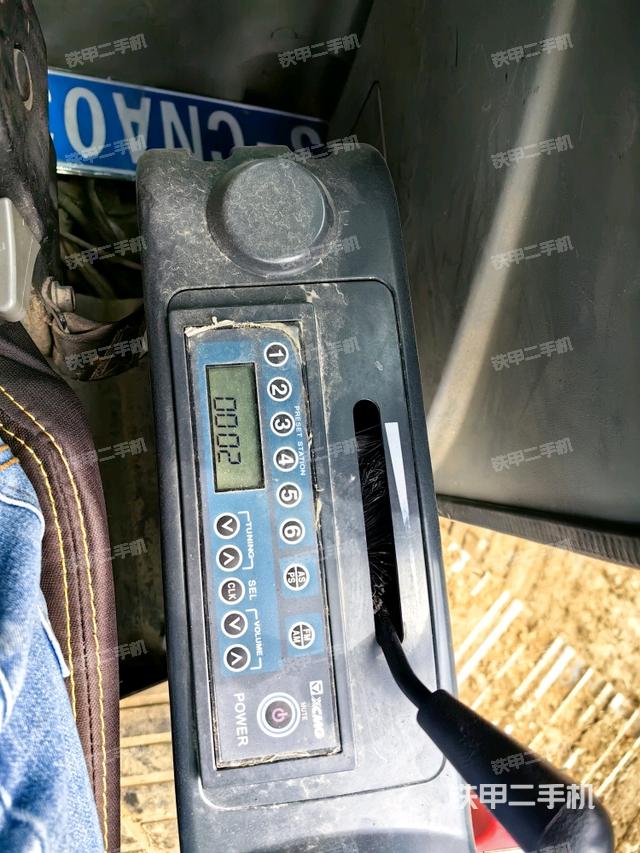 座椅左側(cè)控制臺(tái)/音響/含左手柄（駕駛室部分）