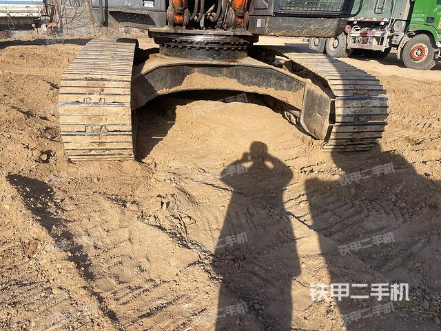 單側(cè)履帶整體（整機外觀）